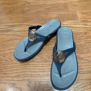 Crocs Sanrah Beveled Circle‎ Wedge Sandals Size Women's 8 Blue
